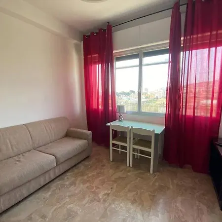 Monolocale Per Vacanze Apartman Riva Ligure