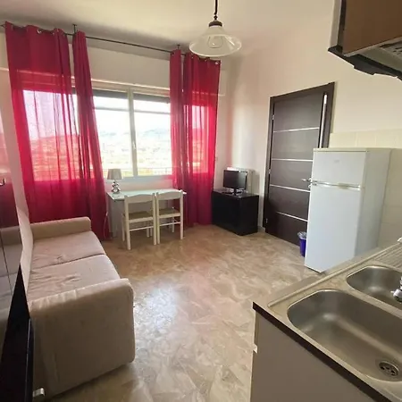 Monolocale Per Vacanze Apartman Riva Ligure